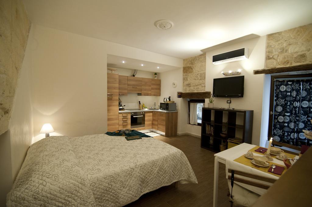B&B La Uascezze Bari Rom bilde